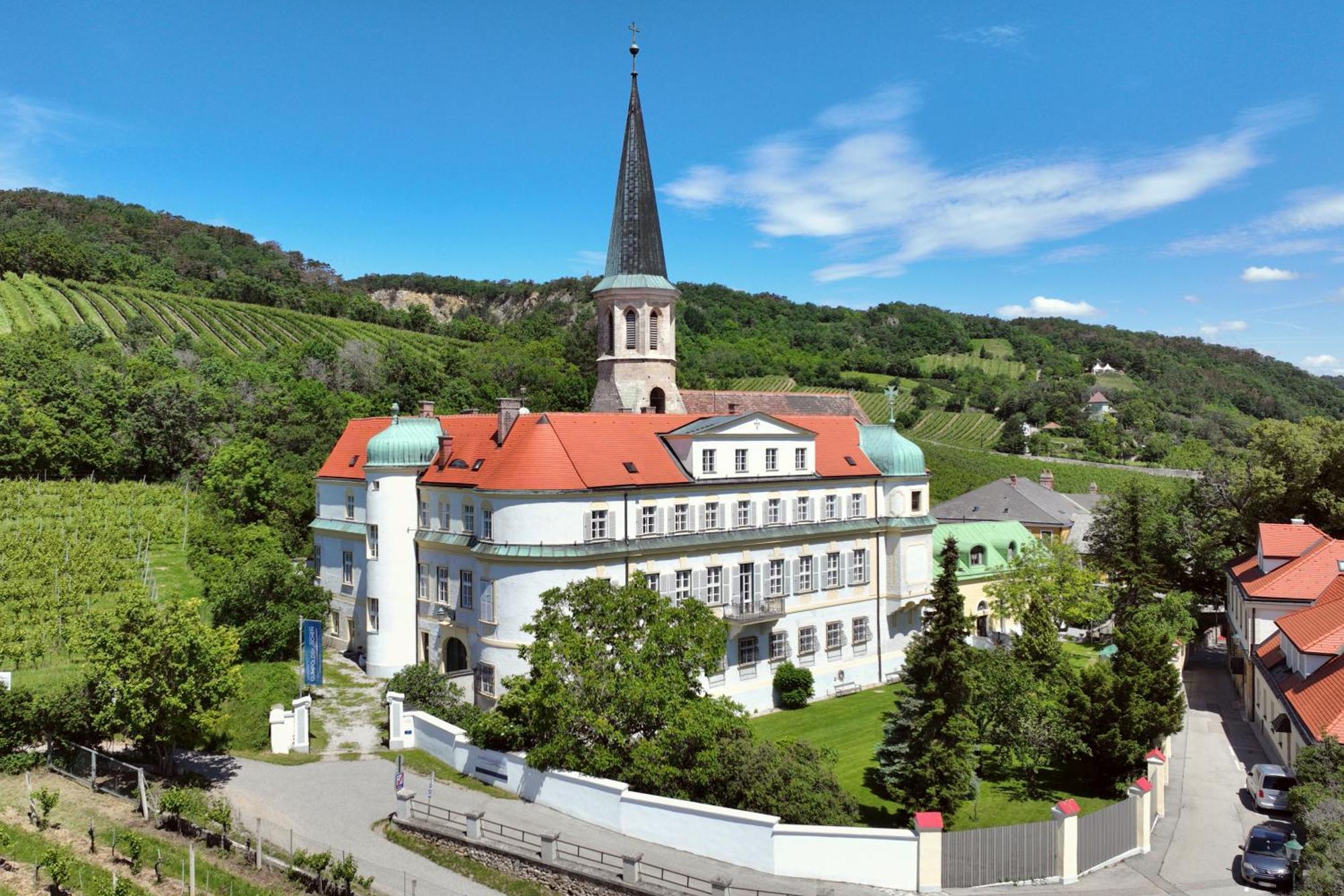 Schloss Gumpoldskirchen Exterior photo